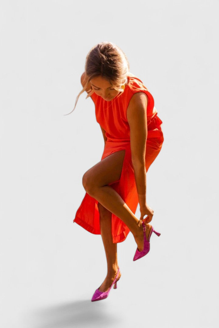 Theonae | Comfortable Midi Dress